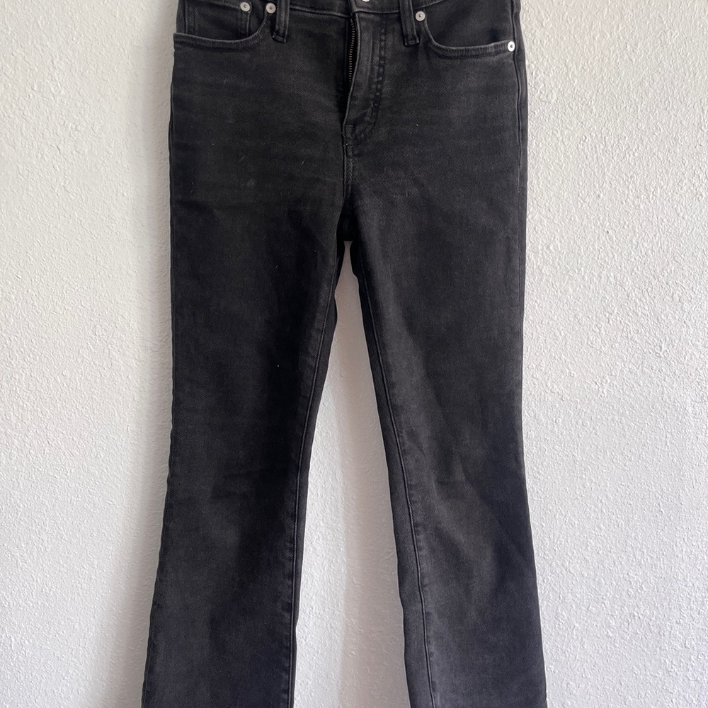 Madewell - Black Mid-Rise Kick Out Jeans